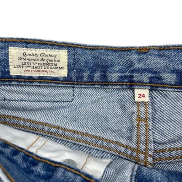 LEVI'S Premium Button Front Denim Mini Skirt Sz 24 Frayed Cut Off Hem - Picture 3 of 7